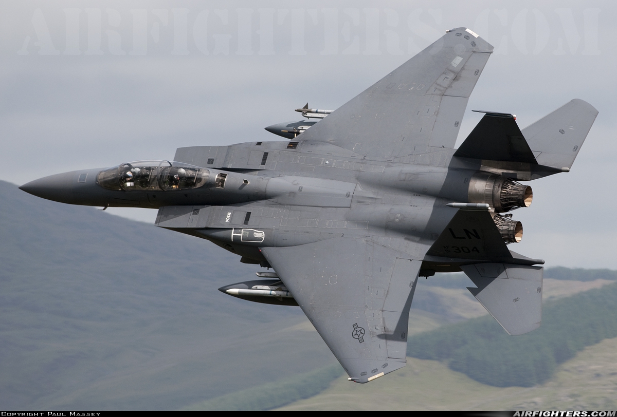 USA - Air Force McDonnell Douglas F-15E Strike Eagle 91-0304 at Off-Airport - Machynlleth Loop Area, UK