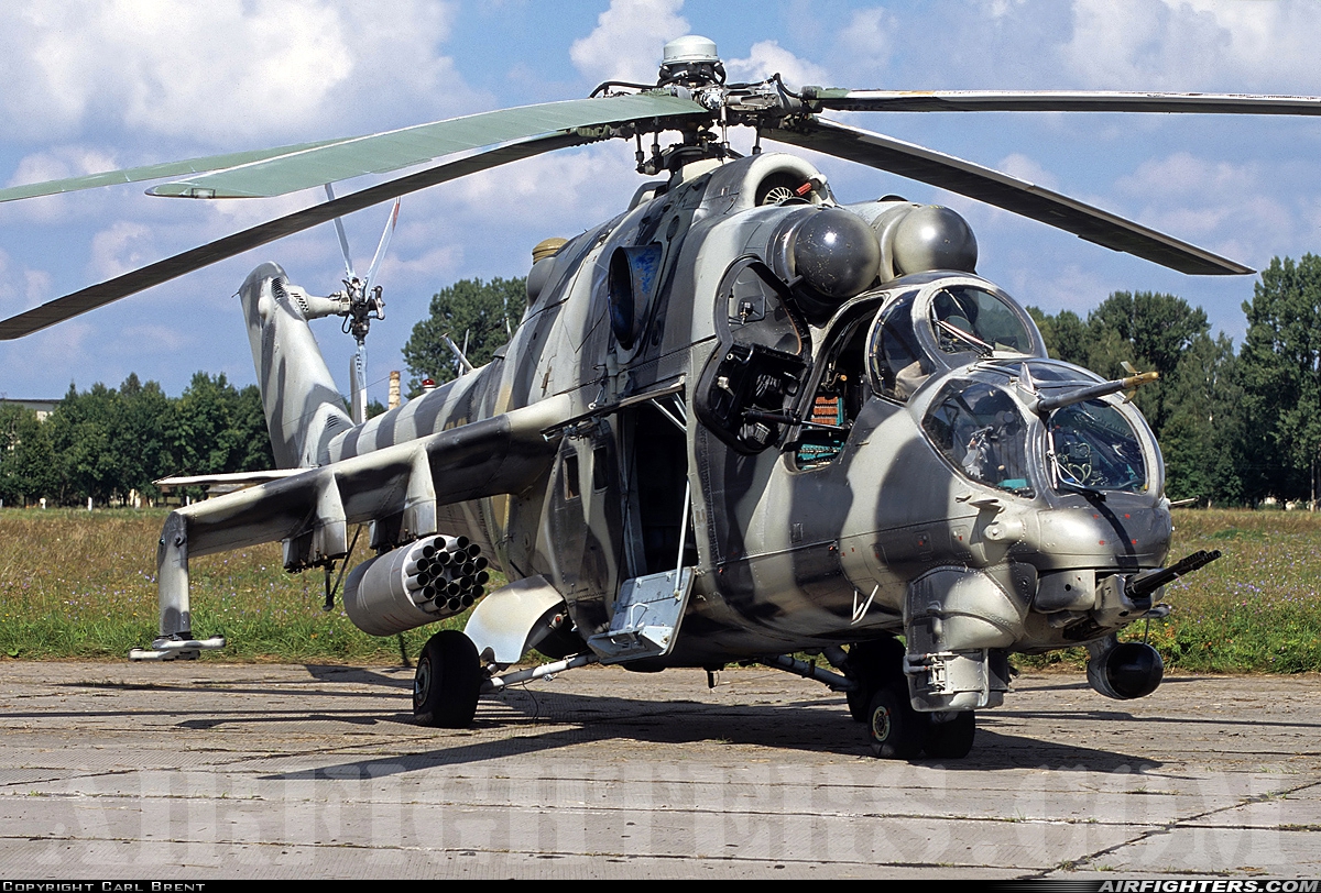 Ukraine - Army Aviation Mil Mi-24VP  at Nowy Kalinov, Ukraine