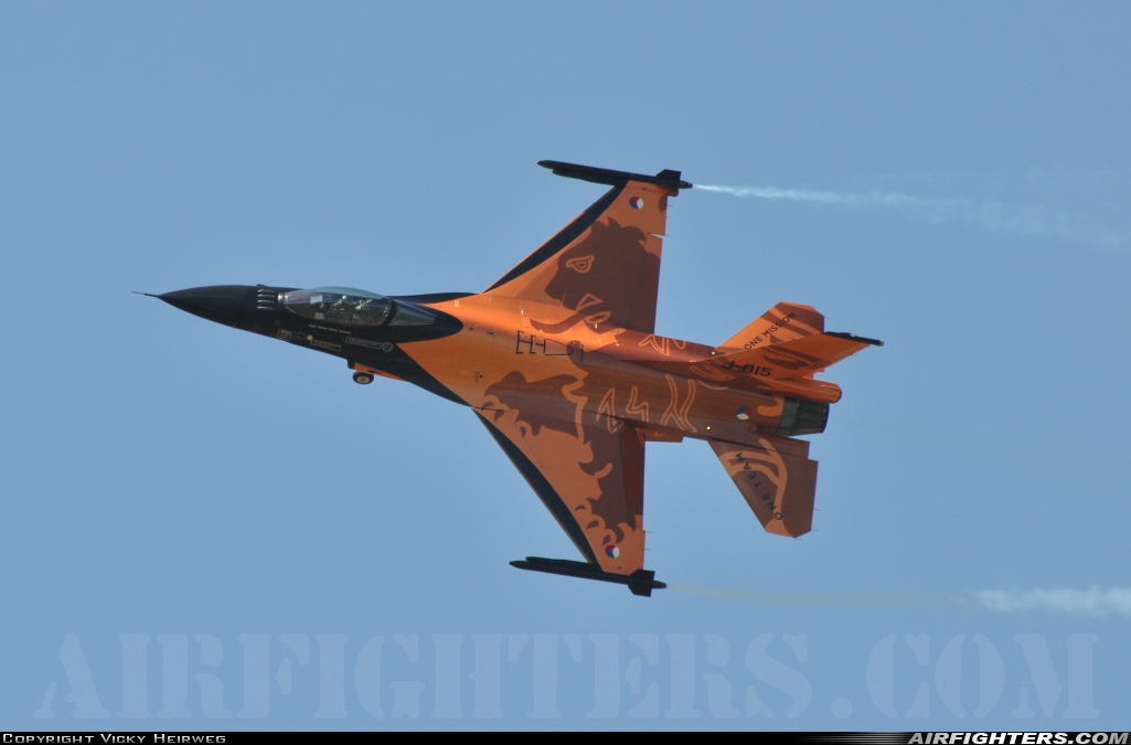 Netherlands - Air Force General Dynamics F-16AM Fighting Falcon J-015 at Beauvechain (EBBE), Belgium
