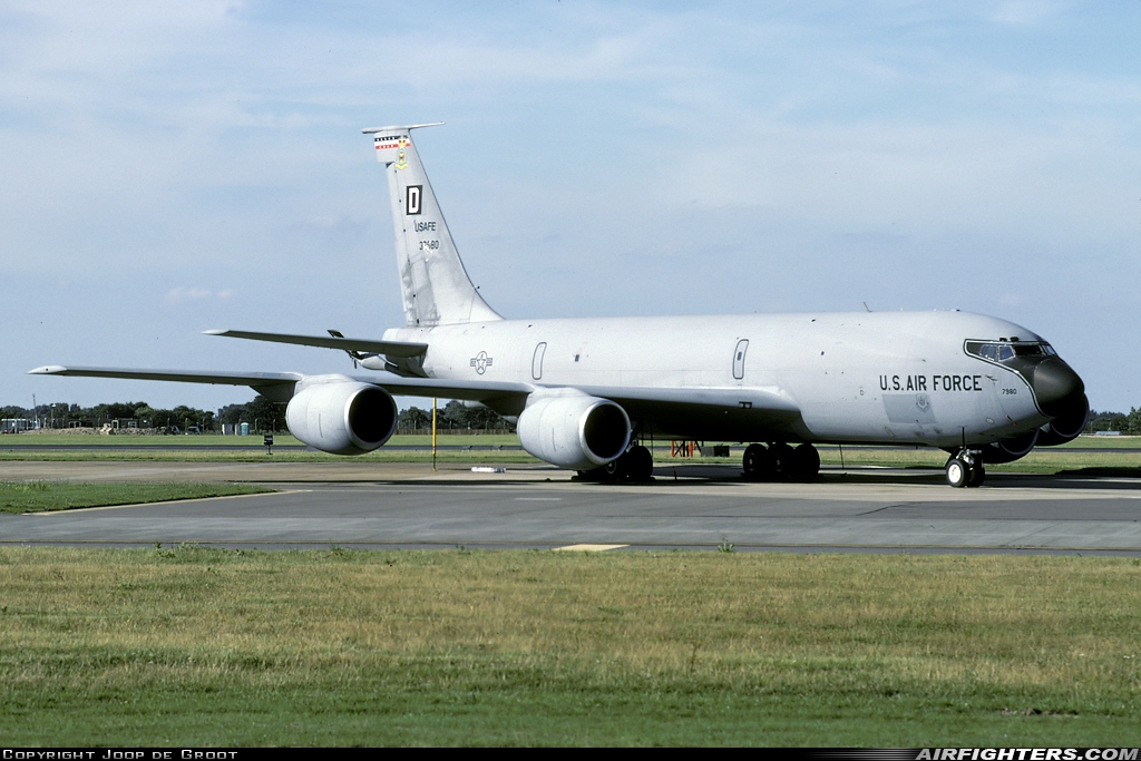 USA - Air Force Boeing KC-135R Stratotanker (717-148) 63-7980 at Mildenhall (MHZ / GXH / EGUN), UK