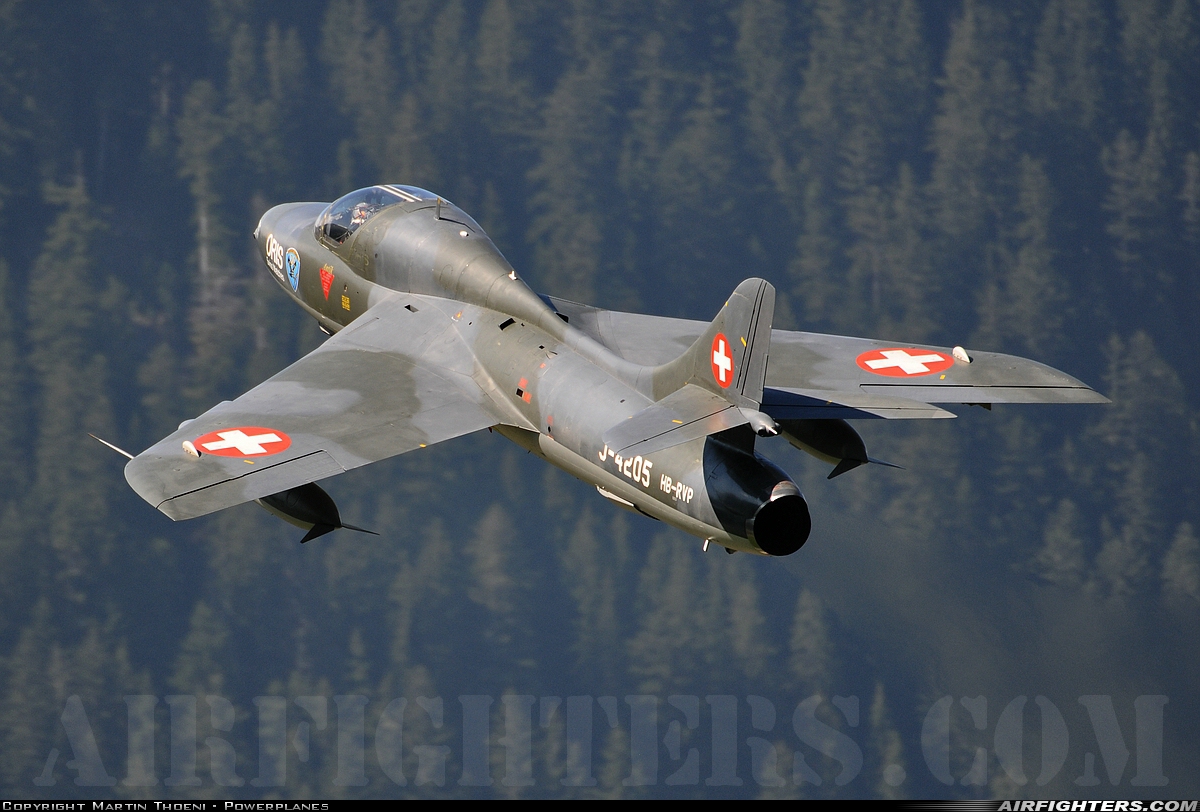 Private Hawker Hunter T68 HB-RVP at St. Stephan (LSTS), Switzerland