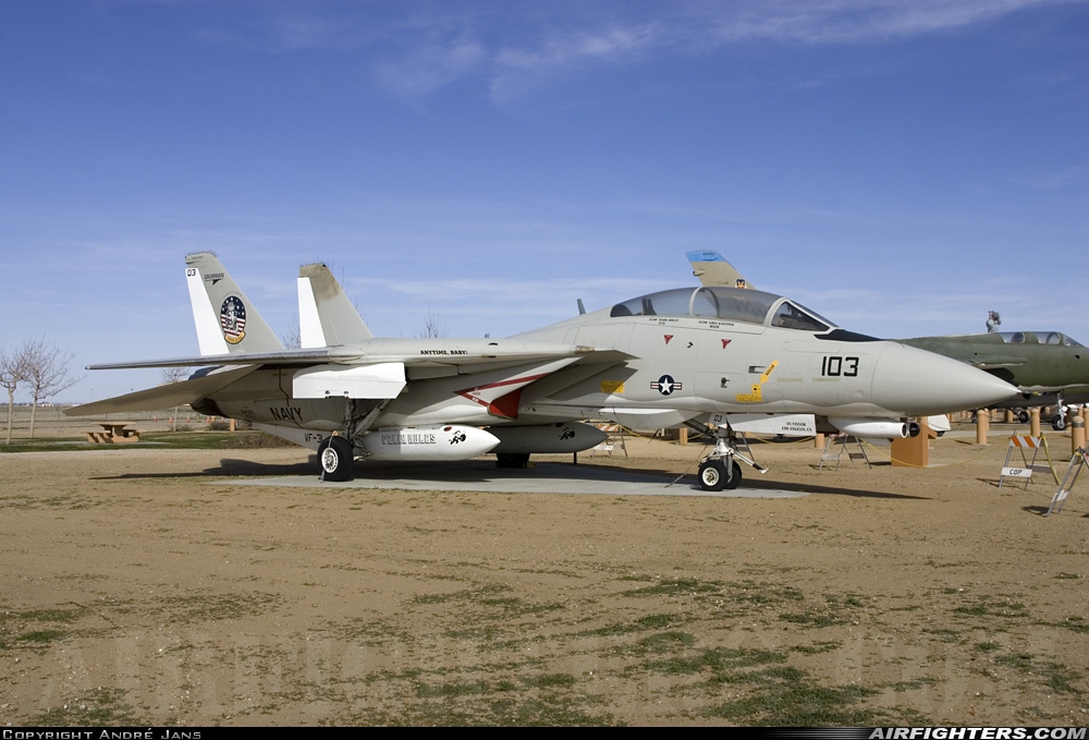USA - Navy Grumman F-14D Tomcat 164350 at Palmdale - Production Flight Test Installation AF Plant 42 (PMD / KPMD), USA