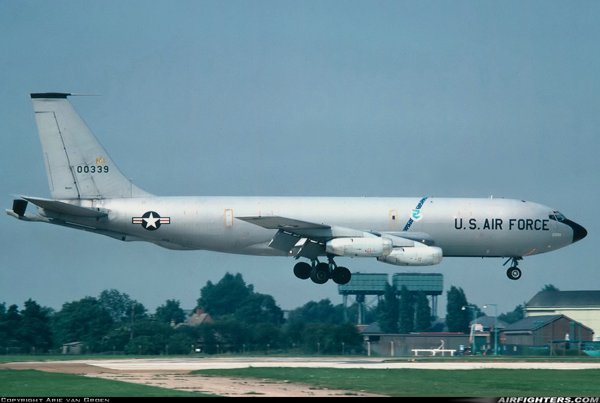USA - Air Force Boeing KC-135A Stratotanker (717-100) 60-0339 at Mildenhall (MHZ / GXH / EGUN), UK