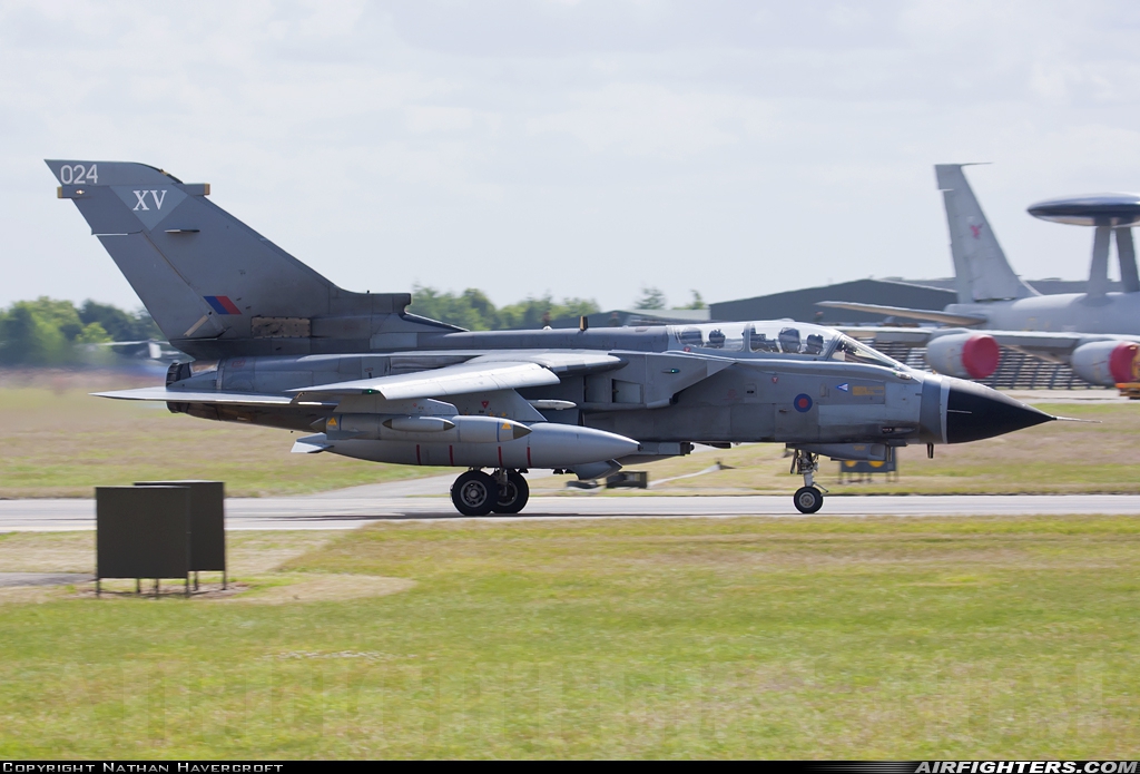 UK - Air Force Panavia Tornado GR4 ZA458 at Waddington (WTN / EGXW), UK