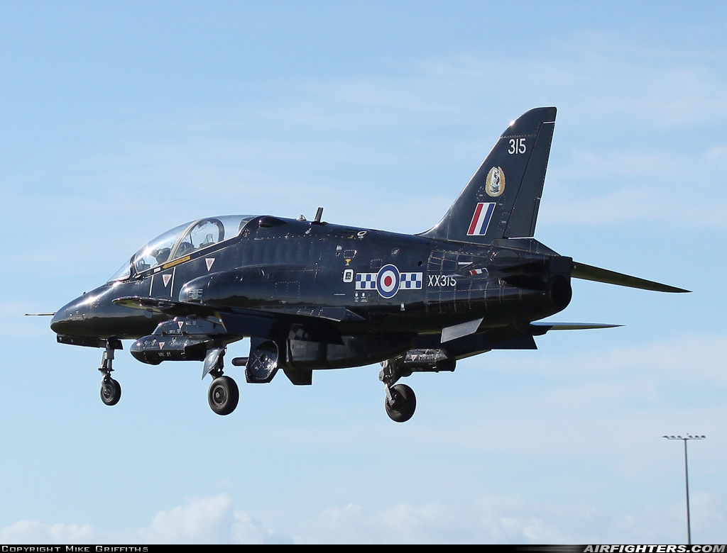 UK - Air Force British Aerospace Hawk T.1A XX315 at Valley (EGOV), UK