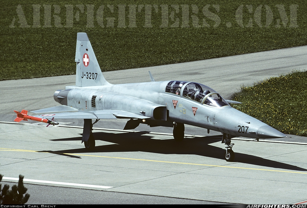 Switzerland - Air Force Northrop F-5F Tiger II J-3207 at Payerne (LSMP), Switzerland