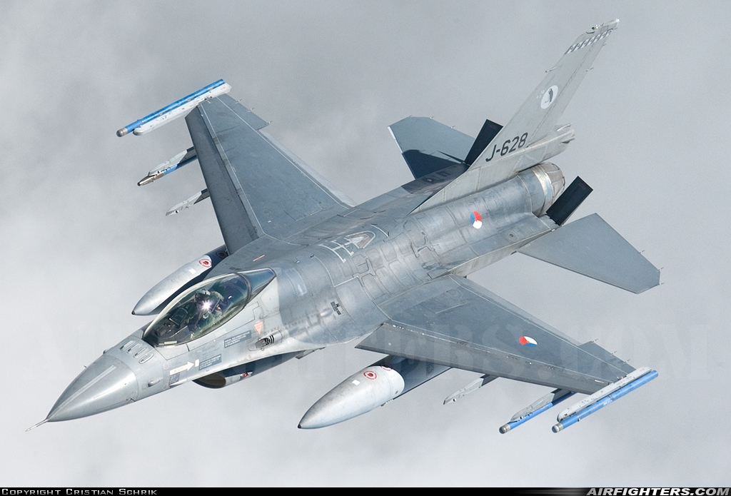 Netherlands - Air Force General Dynamics F-16AM Fighting Falcon J-628 at In Flight, Netherlands