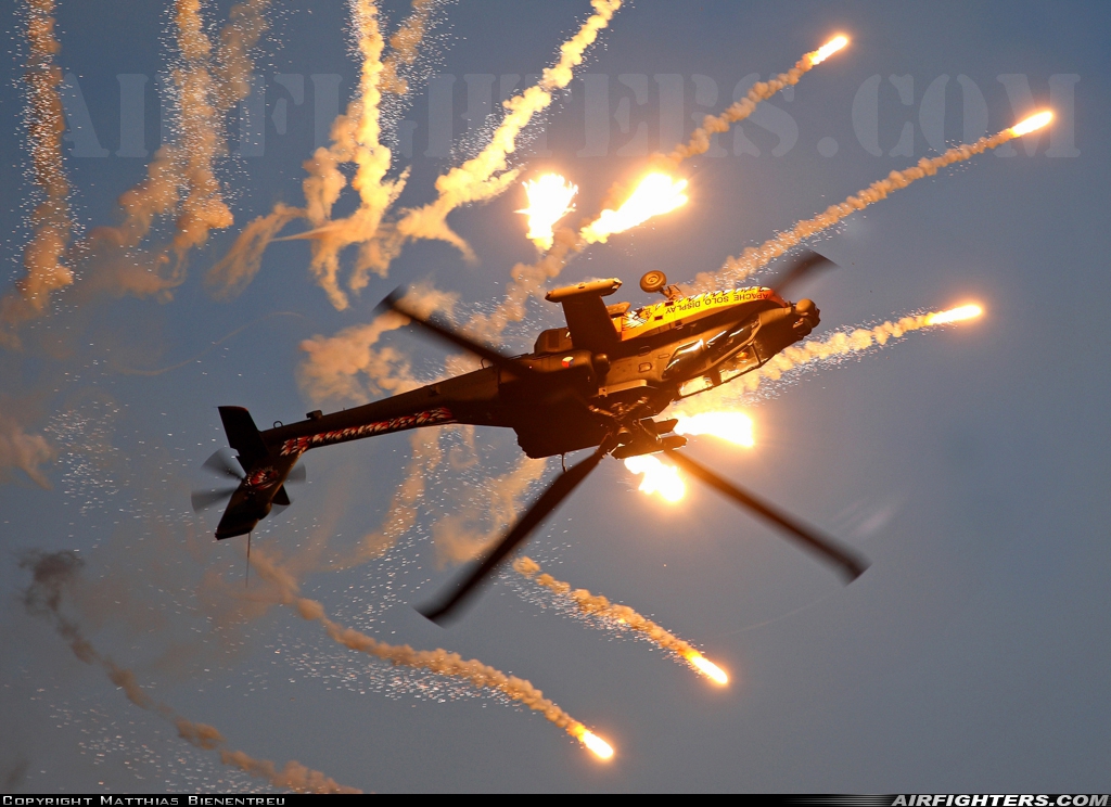 Netherlands - Air Force Boeing AH-64DN Apache Longbow Q-19 at Leopoldsburg - Hechtel-Eksel (Sanicole) (EBLE), Belgium