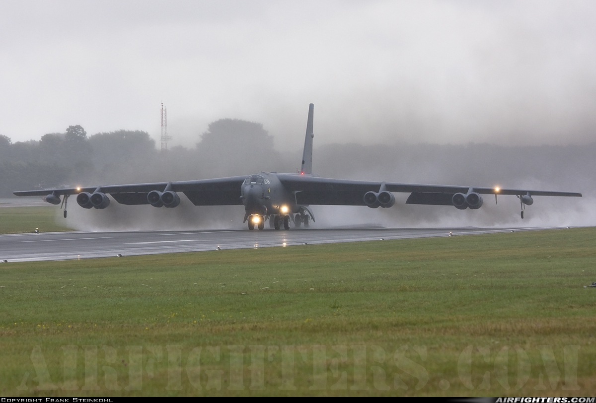USA - Air Force Boeing B-52H Stratofortress 60-0058 at Fairford (FFD / EGVA), UK