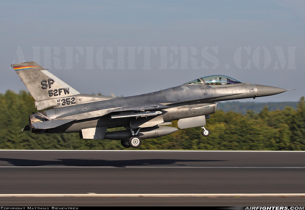 USA - Air Force General Dynamics F-16C Fighting Falcon 91-0352 at Buchel (ETSB), Germany