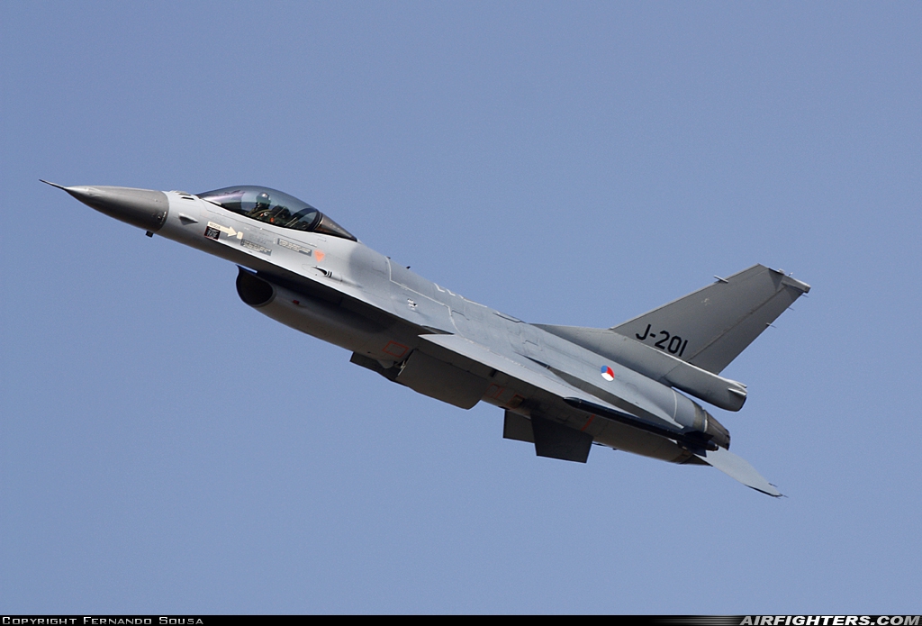 Netherlands - Air Force General Dynamics F-16AM Fighting Falcon J-201 at Monte Real (BA5) (LPMR), Portugal