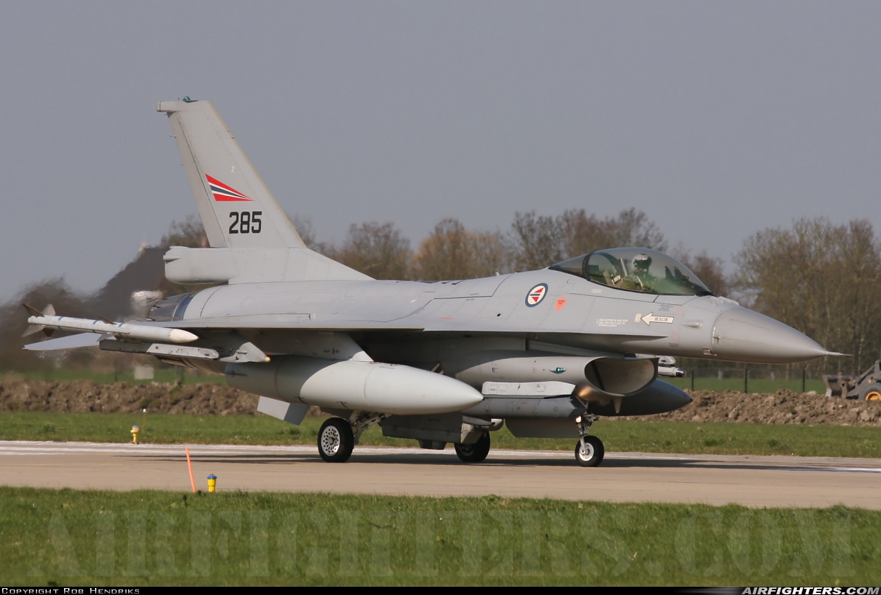 Norway - Air Force General Dynamics F-16AM Fighting Falcon 285 at Leeuwarden (LWR / EHLW), Netherlands