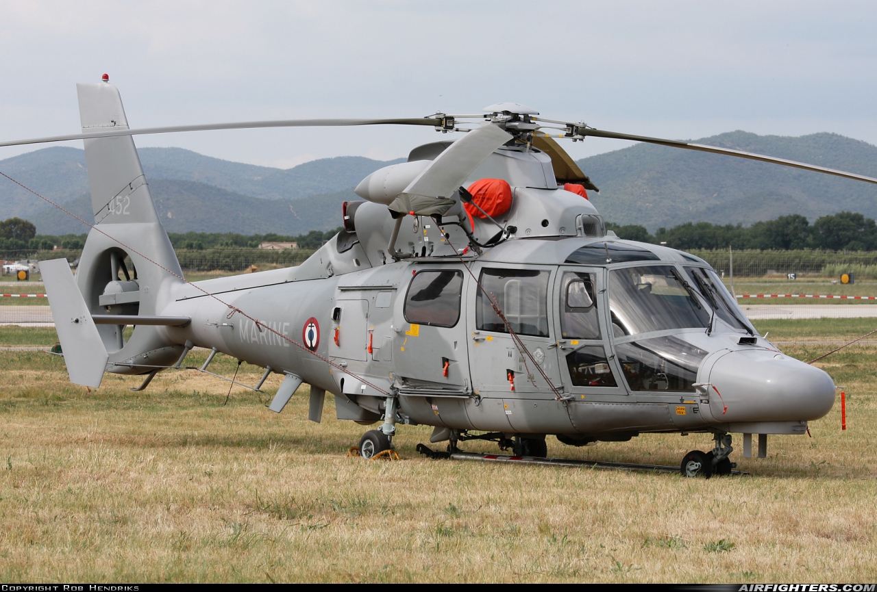 France - Navy Aerospatiale AS-565MA Panther 452 at Hyeres (TLN / LFTH), France