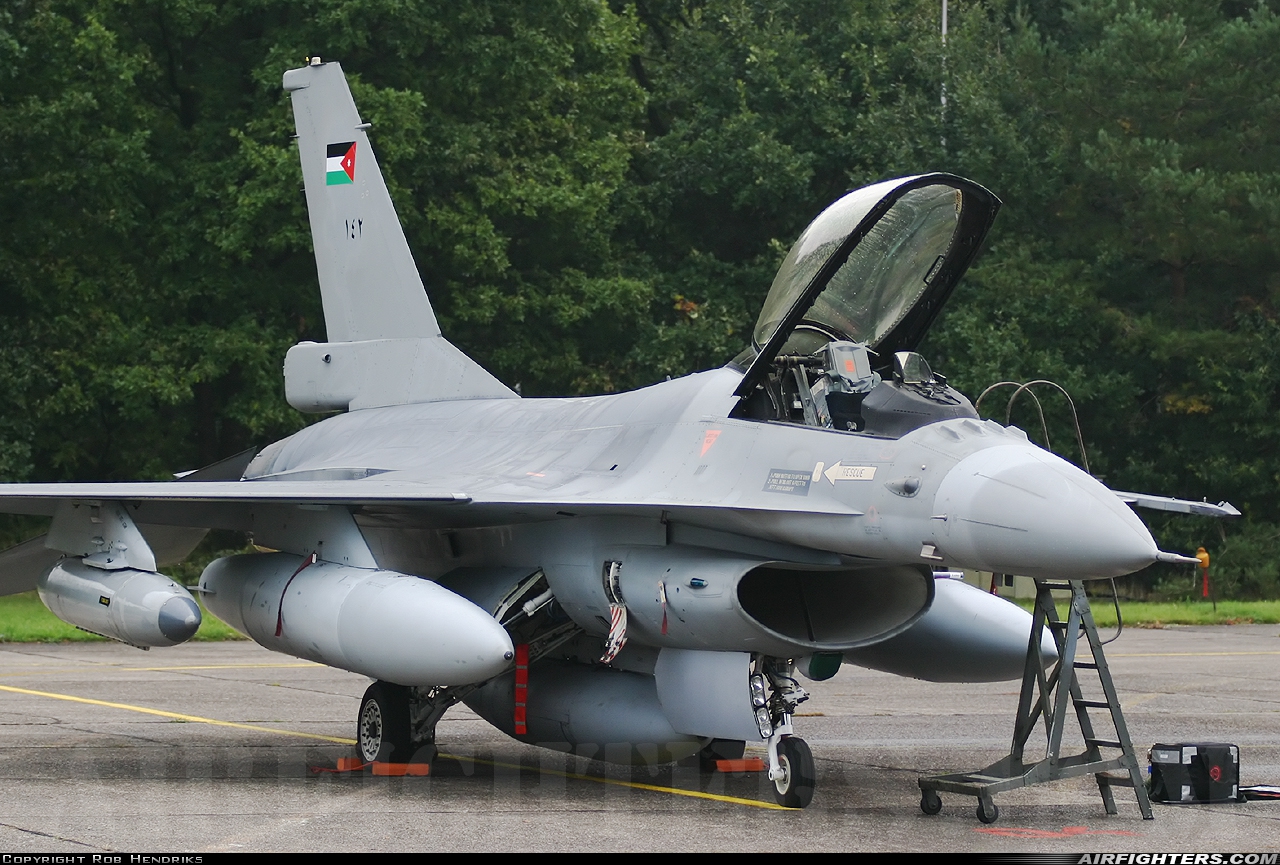 Jordan - Air Force General Dynamics F-16AM Fighting Falcon 142 at Kleine Brogel (EBBL), Belgium