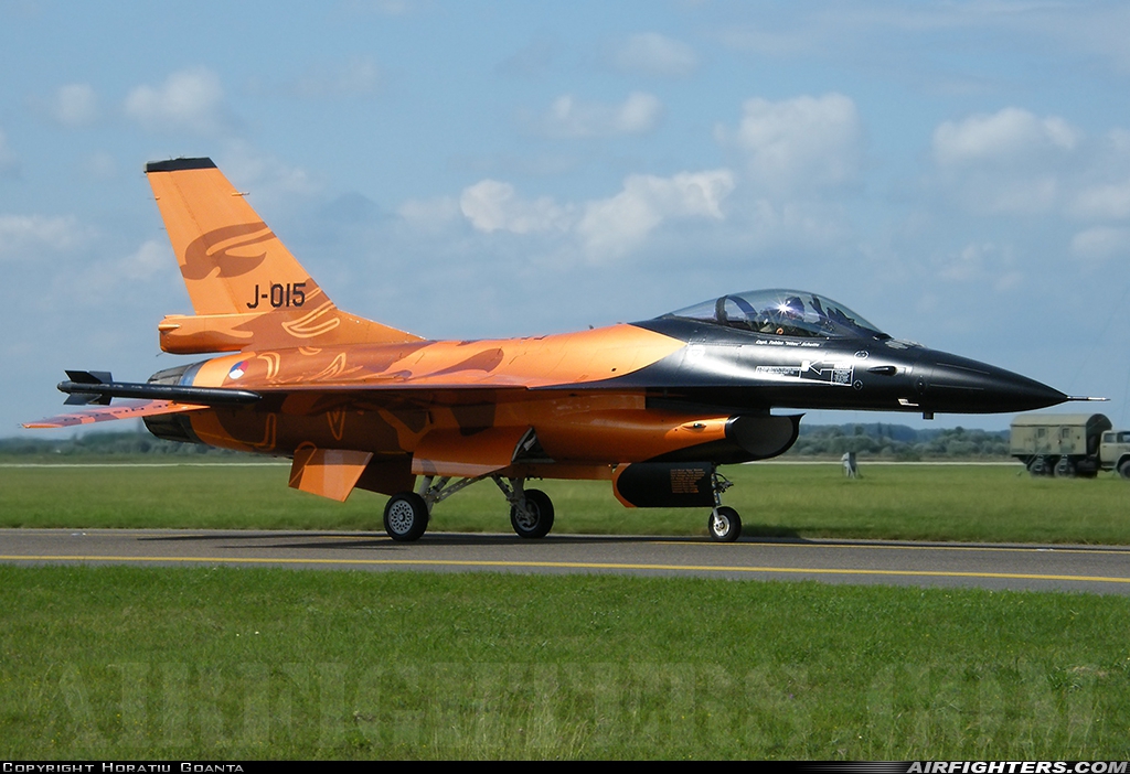 Netherlands - Air Force General Dynamics F-16AM Fighting Falcon J-015 at Kecskemet (LHKE), Hungary