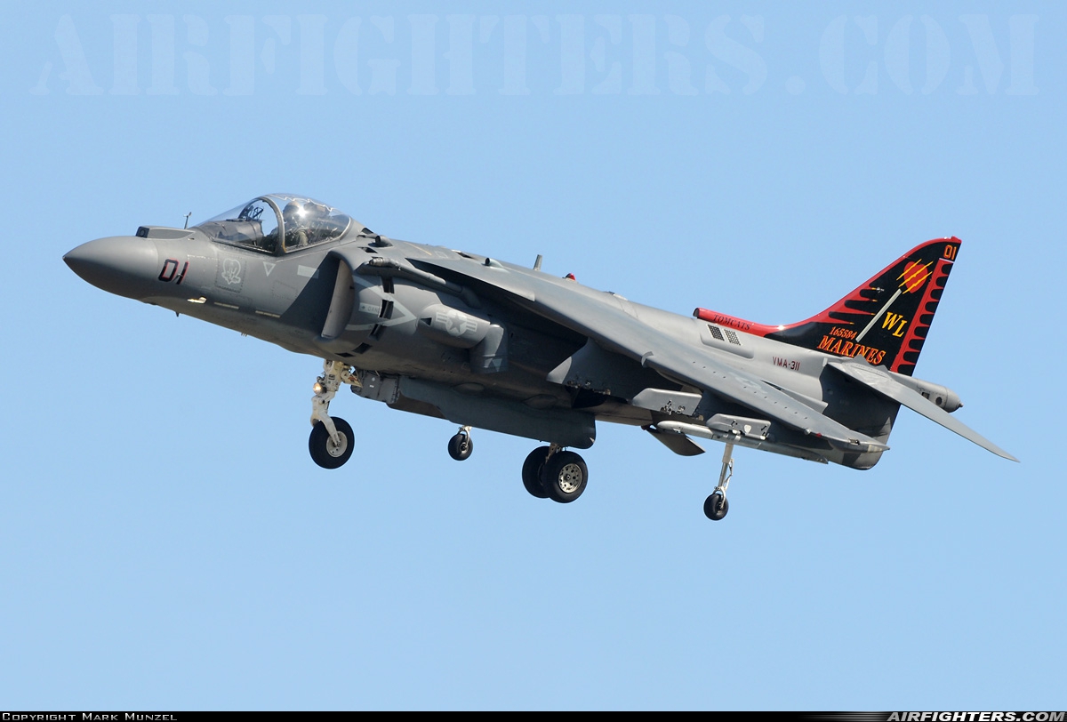 USA - Marines McDonnell Douglas AV-8B+ Harrier ll 165584 at El Centro - NAF (NJK / KNJK), USA