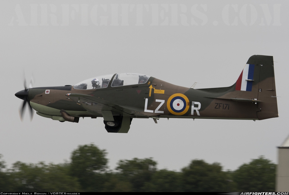 UK - Air Force Short Tucano T1 ZF171 at Fairford (FFD / EGVA), UK