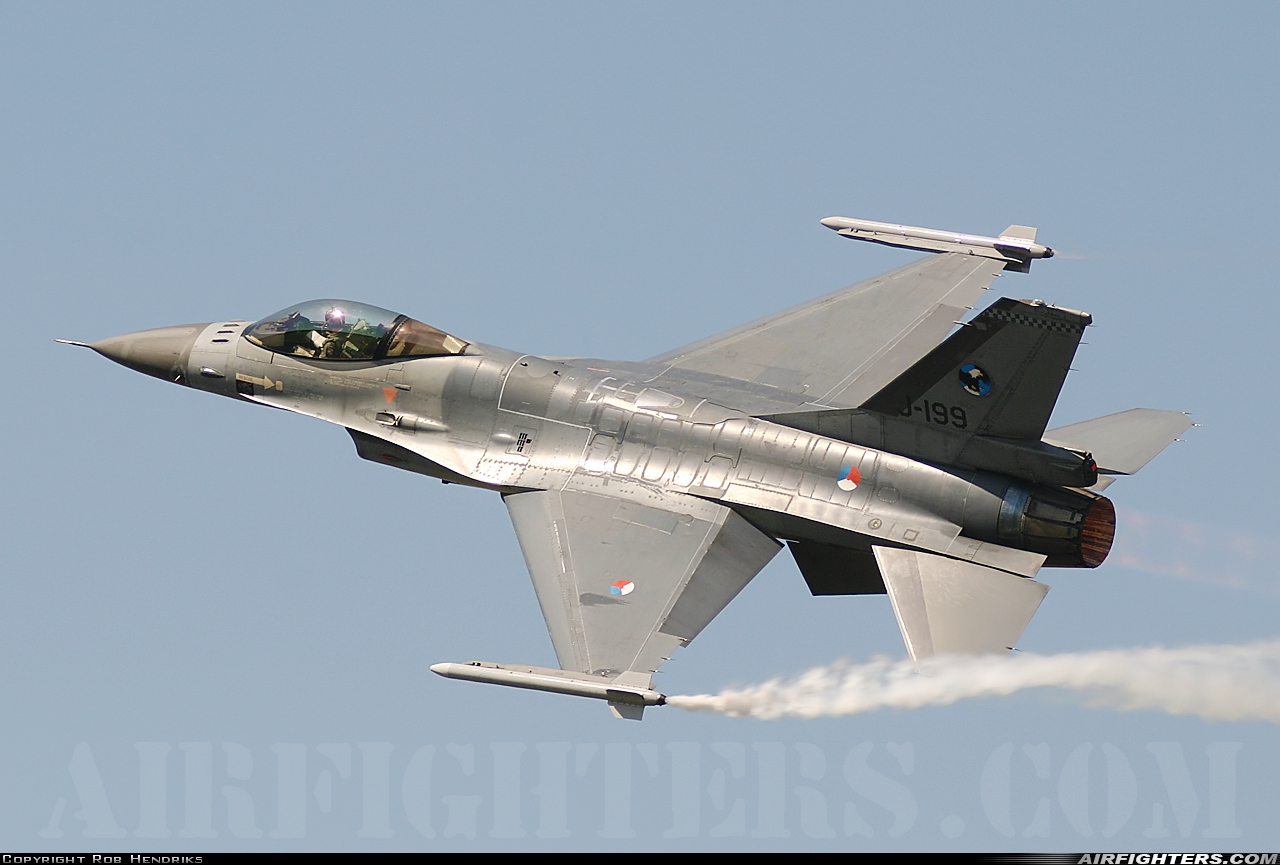 Netherlands - Air Force General Dynamics F-16AM Fighting Falcon J-199 at Breda - Gilze-Rijen (GLZ / EHGR), Netherlands