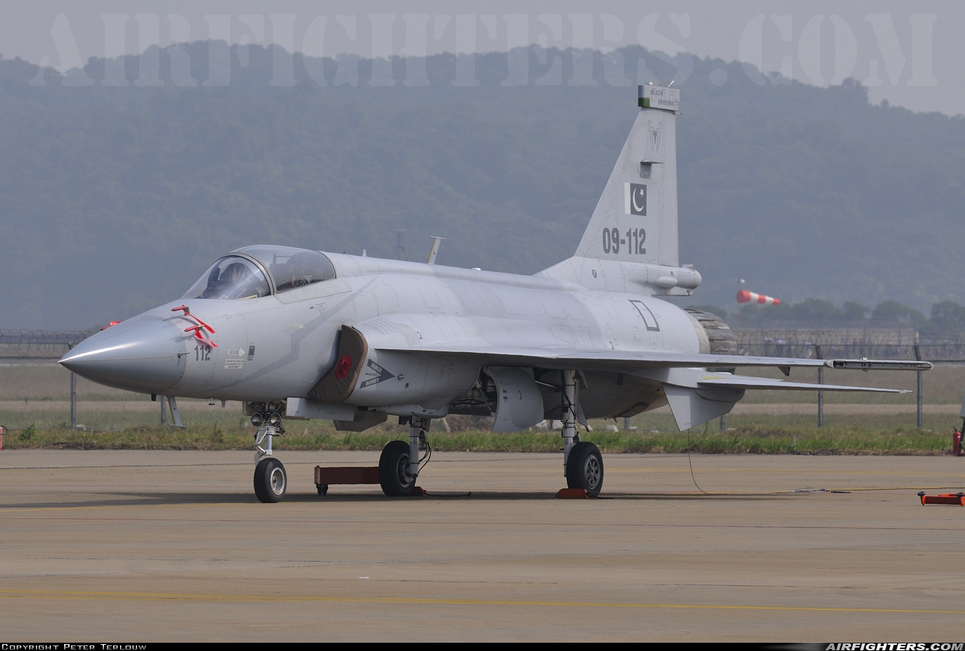 Pakistan - Air Force Pakistan Aeronautical Complex JF-17 Thunder 09-112 at Zhuhai - Sanzao (ZUH / ZGSD), China