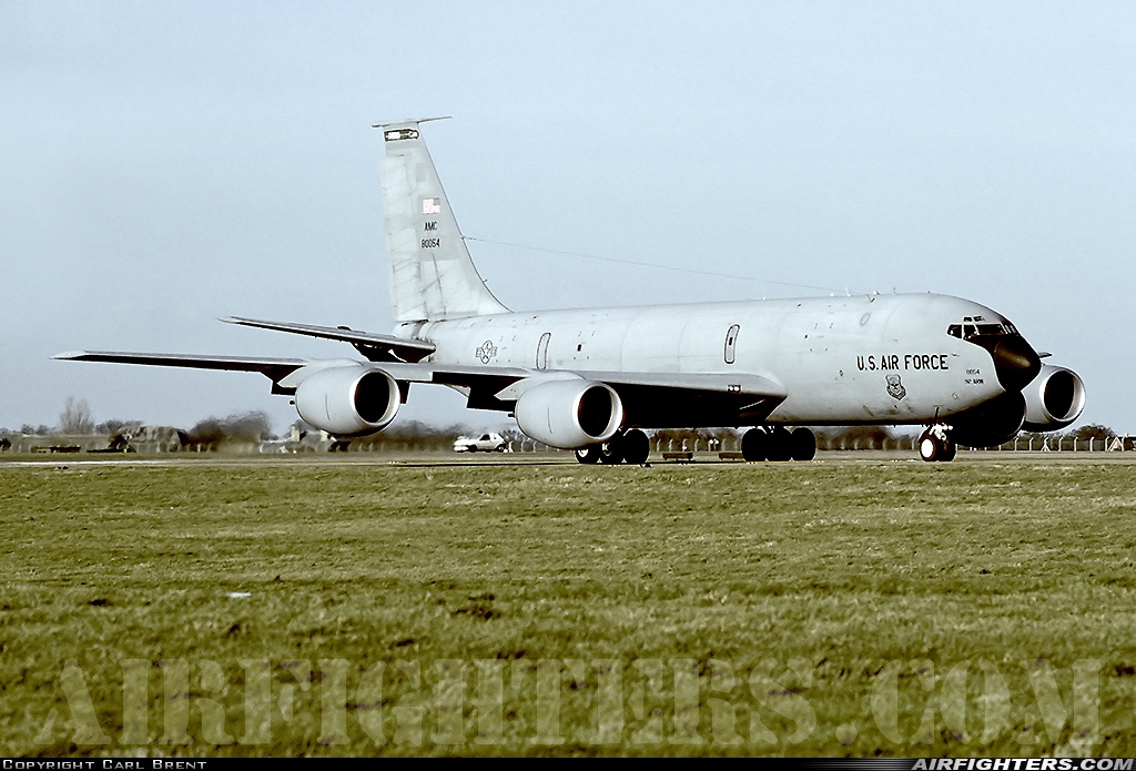 USA - Air Force Boeing KC-135T Stratotanker (717-148) 58-0054 at Mildenhall (MHZ / GXH / EGUN), UK