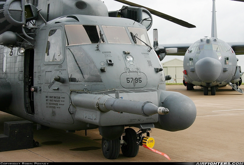 USA - Air Force Sikorsky MH-53M Pave Low IV (S-65) 69-5795 at Fairford (FFD / EGVA), UK