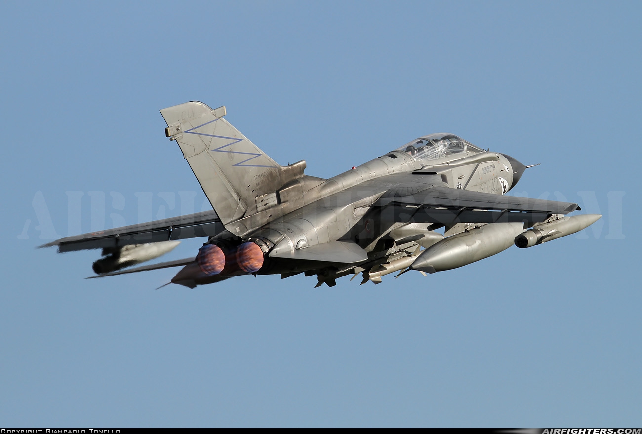 Italy - Air Force Panavia Tornado IDS MM7055 at Decimomannu - (DCI / LIED), Italy
