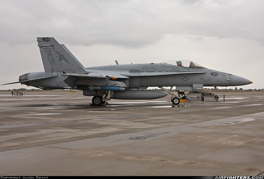 USA - Navy McDonnell Douglas F/A-18C Hornet 164223 at Fallon - Fallon NAS (NFL / KNFL), USA