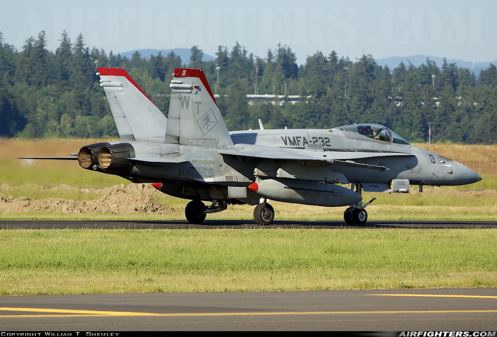 USA - Marines McDonnell Douglas F/A-18C Hornet 165230 at Portland - Int. (PDX / KPDX), USA