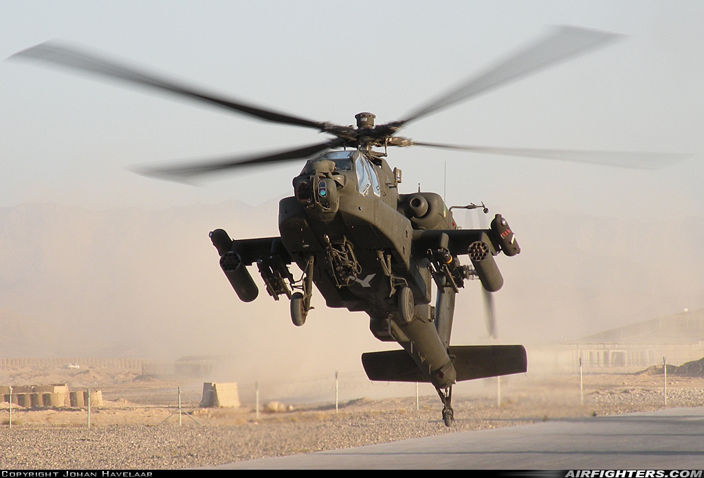 Netherlands - Air Force Boeing AH-64DN Apache Longbow Q-05 at Tereen - Tarin Kowt (TII / OATN), Afghanistan