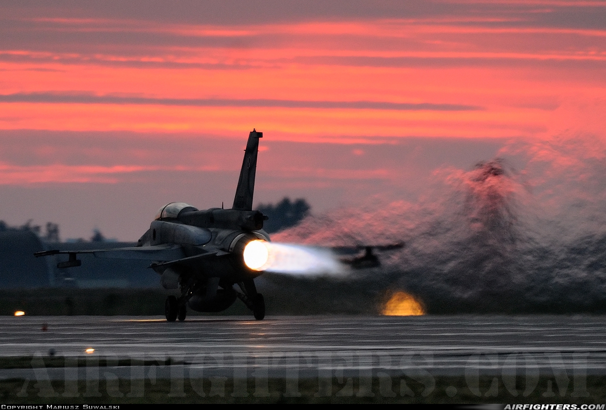 Poland - Air Force General Dynamics F-16D Fighting Falcon  at Poznan / Krzesiny (EPKS), Poland