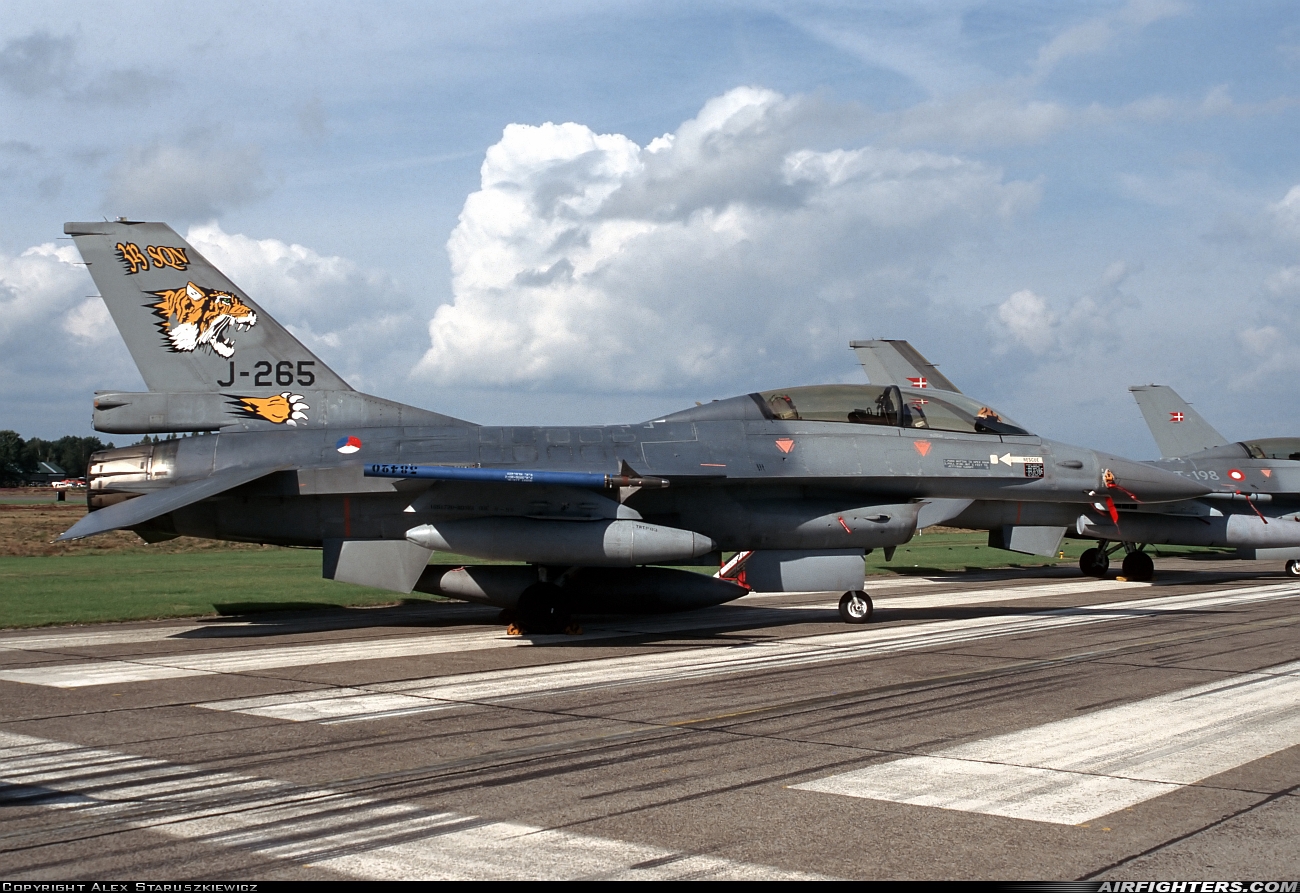 Netherlands - Air Force General Dynamics F-16B Fighting Falcon J-265 at Kleine Brogel (EBBL), Belgium