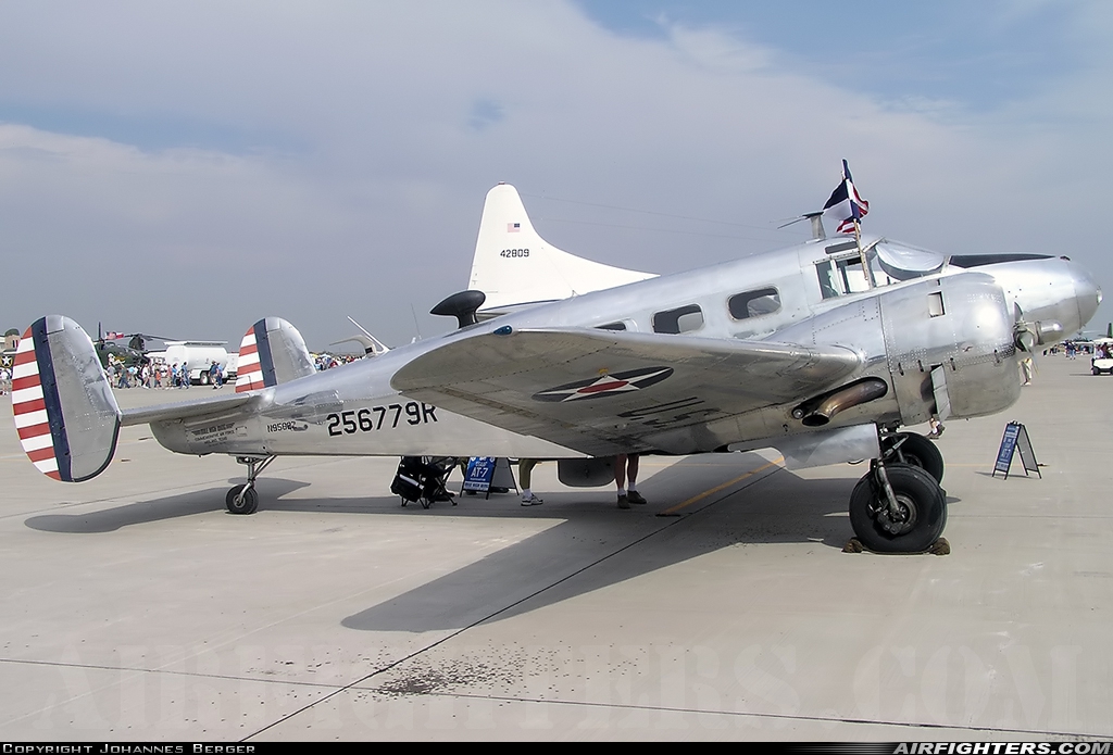 Private Beech C-45G Expeditor N9562Z at Midland (/ Odessa) - Int. (Regional) (MAF / KMAF), USA