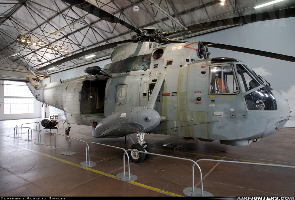 Italy - Navy Sikorsky SH-3H Sea King (S-61B) MM5021N at Milan - Malpensa (MXP / LIMC), Italy