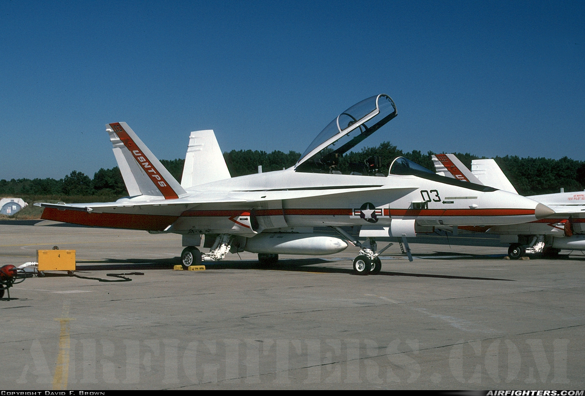 USA - Navy McDonnell Douglas F/A-18B Hornet 161707 at Patuxent River - NAS / Trapnell Field (NHK / KNHK), USA