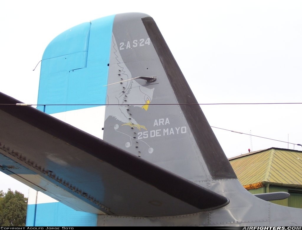 Argentina - Navy Grumman S-2T Turbo Tracker (G-121) 0703 at Bahia Blanca - Comandante Espora (BHI - SAZB), Argentina