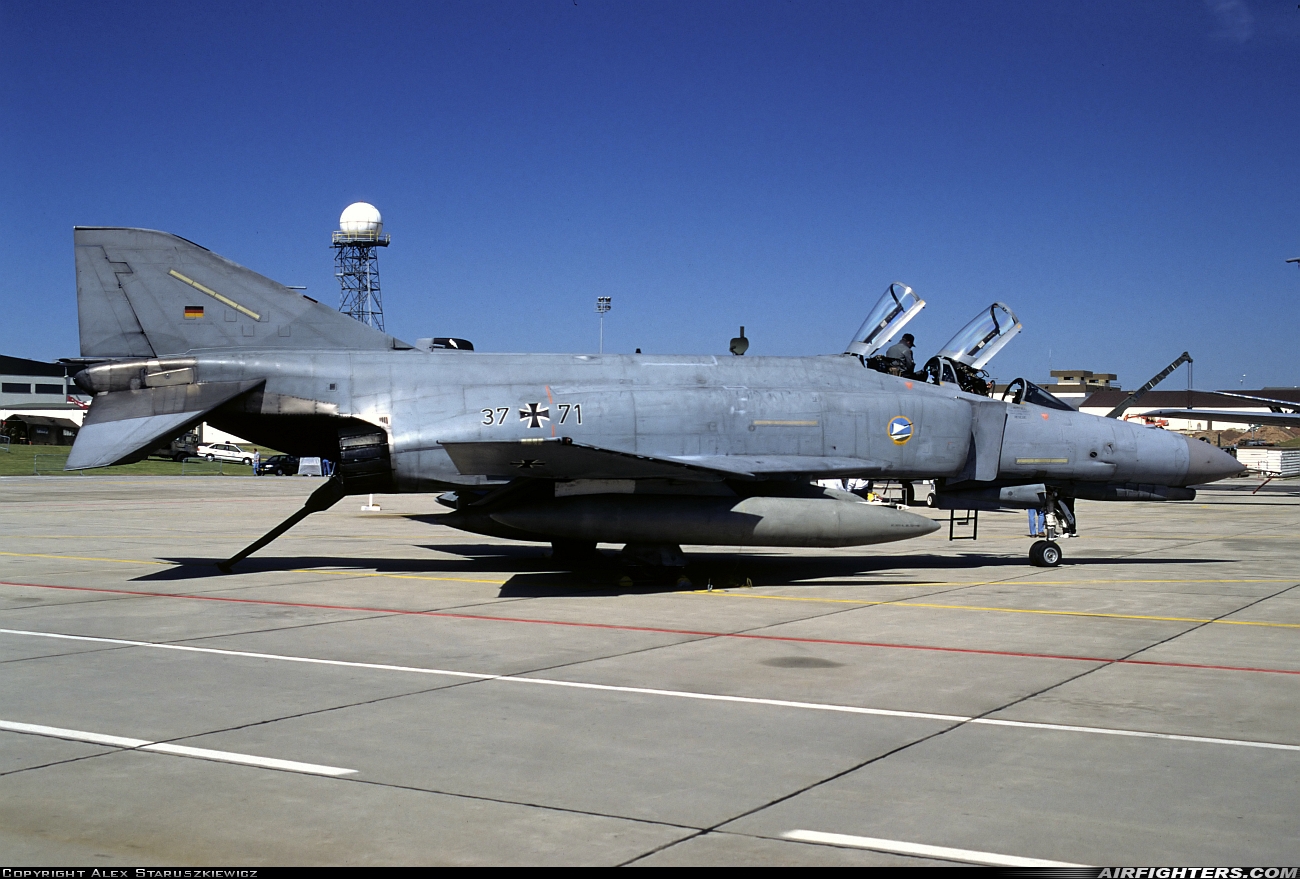 Germany - Air Force McDonnell Douglas F-4F Phantom II 37+71 at Spangdahlem (SPM / ETAD), Germany