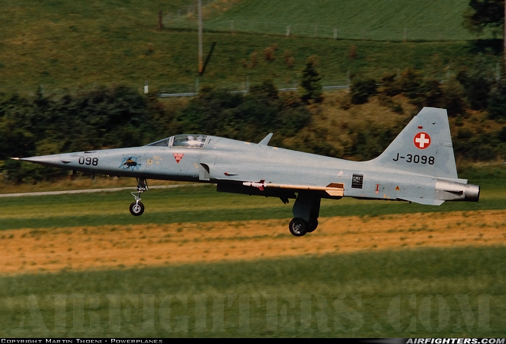 Switzerland - Air Force Northrop F-5E Tiger II J-3098 at Dubendorf (LSMD), Switzerland