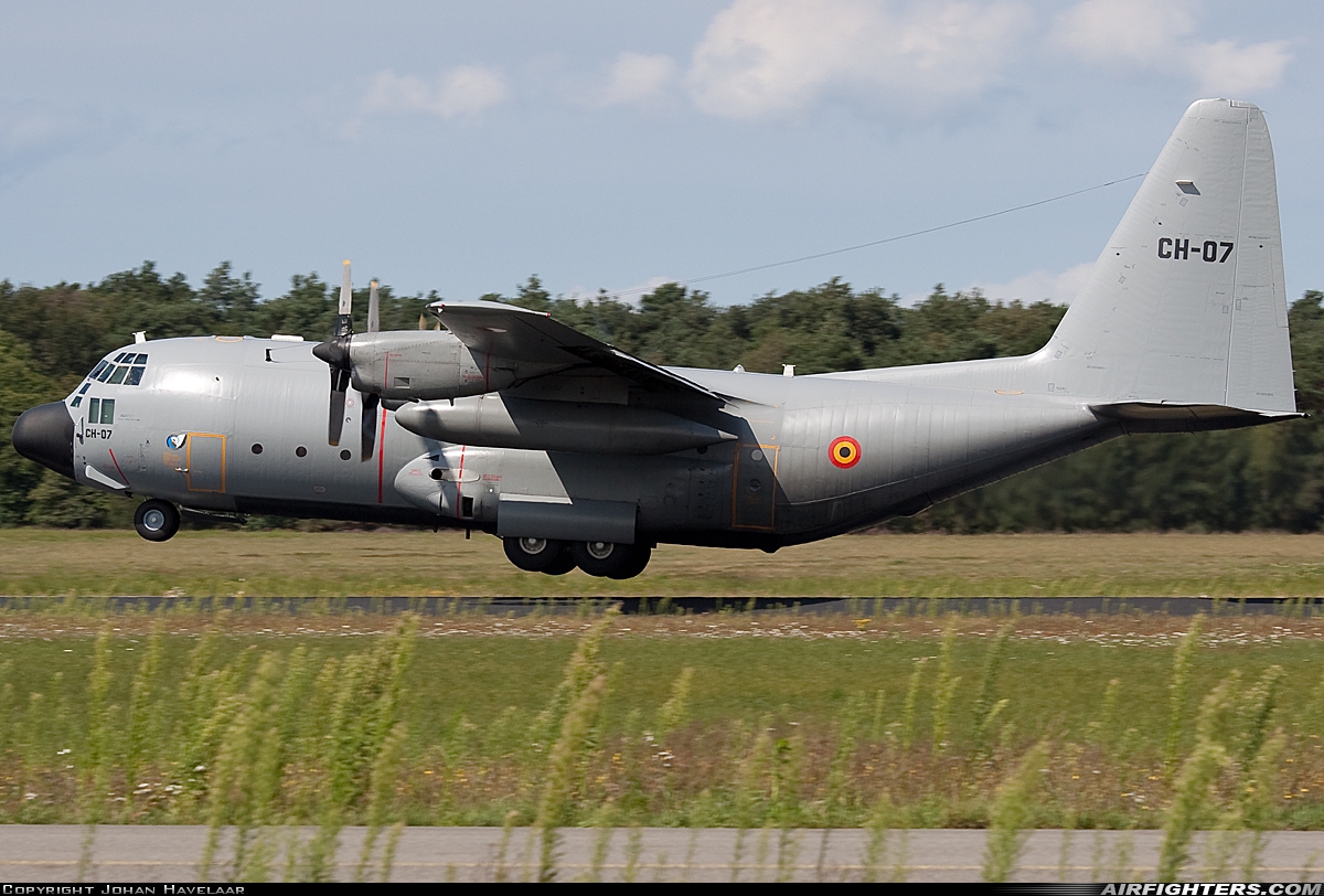 Belgium - Air Force Lockheed C-130H Hercules (L-382) CH-07 at Bergen op Zoom - Woensdrecht (WOE / BZM / EHWO), Netherlands