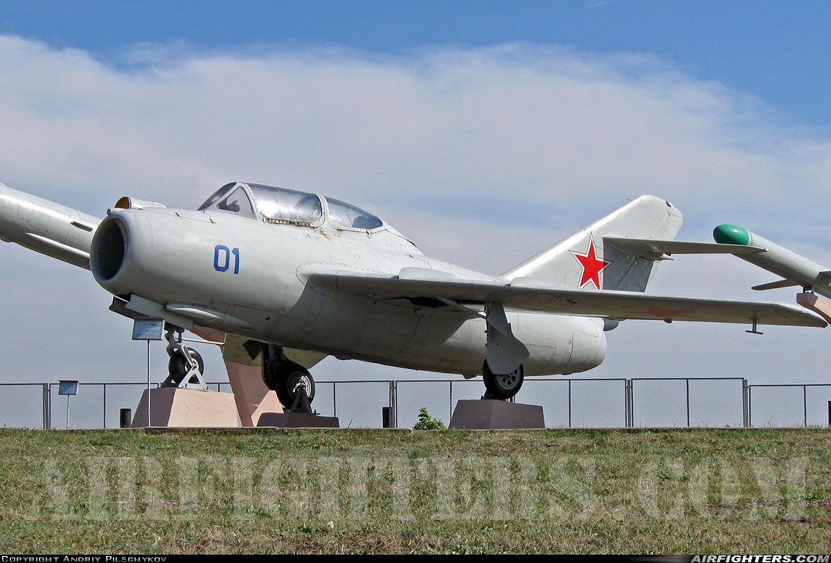 Russia - Air Force Mikoyan-Gurevich MiG-15UTI 01 BLUE at Sokolniki - Kharkov - (UKHD), Ukraine