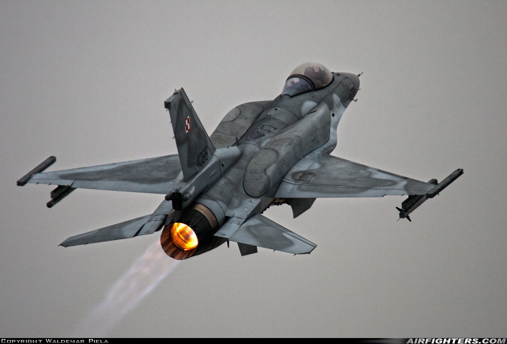 Poland - Air Force General Dynamics F-16C Fighting Falcon 4065 at Lask (EPLK), Poland