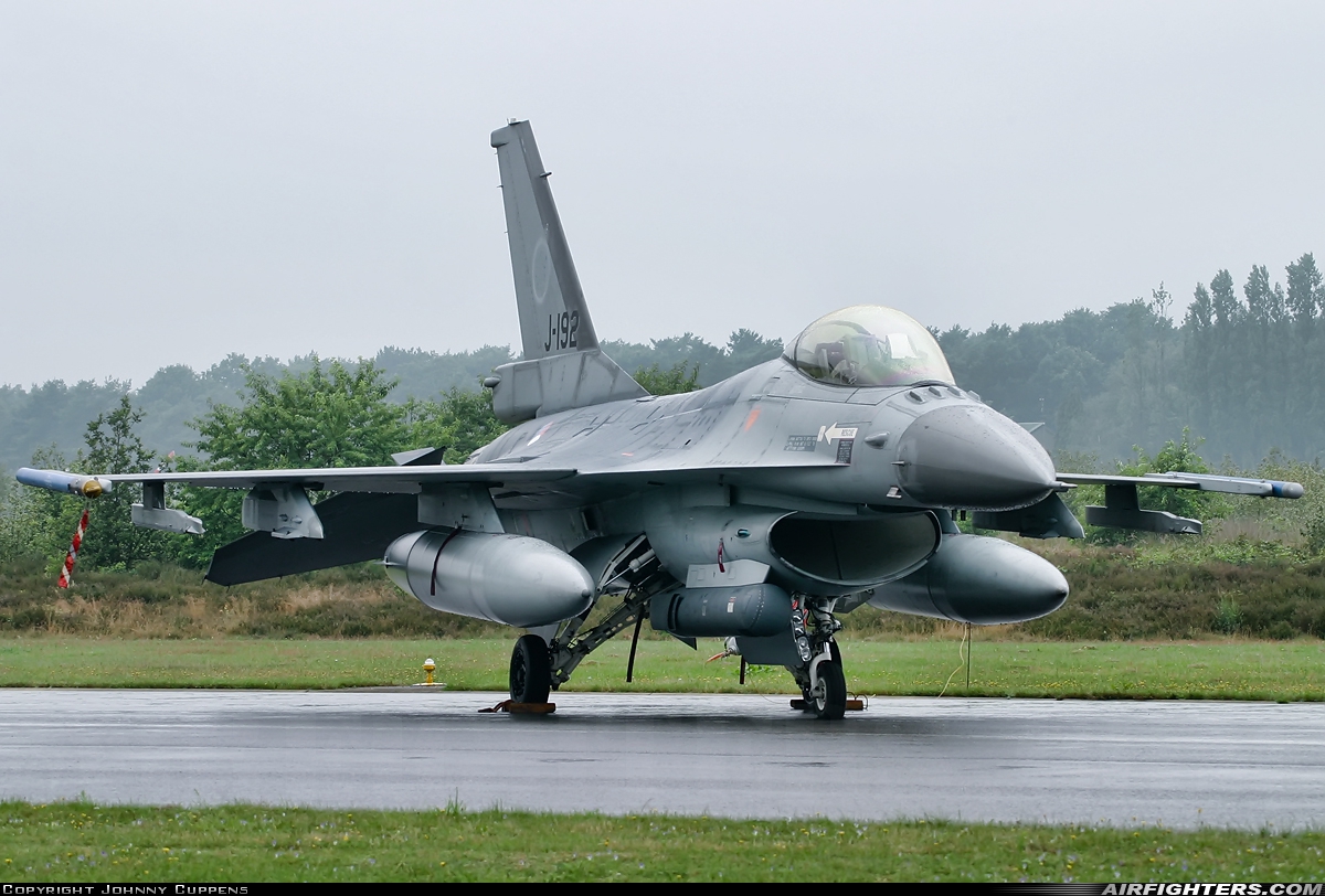 Netherlands - Air Force General Dynamics F-16AM Fighting Falcon J-192 at Kleine Brogel (EBBL), Belgium