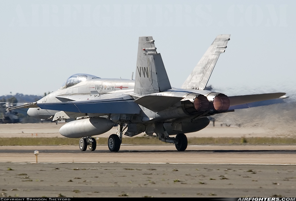 USA - Marines McDonnell Douglas F/A-18A Hornet 162443 at San Diego - Miramar MCAS (NAS) / Mitscher Field (NKX / KNKX), USA