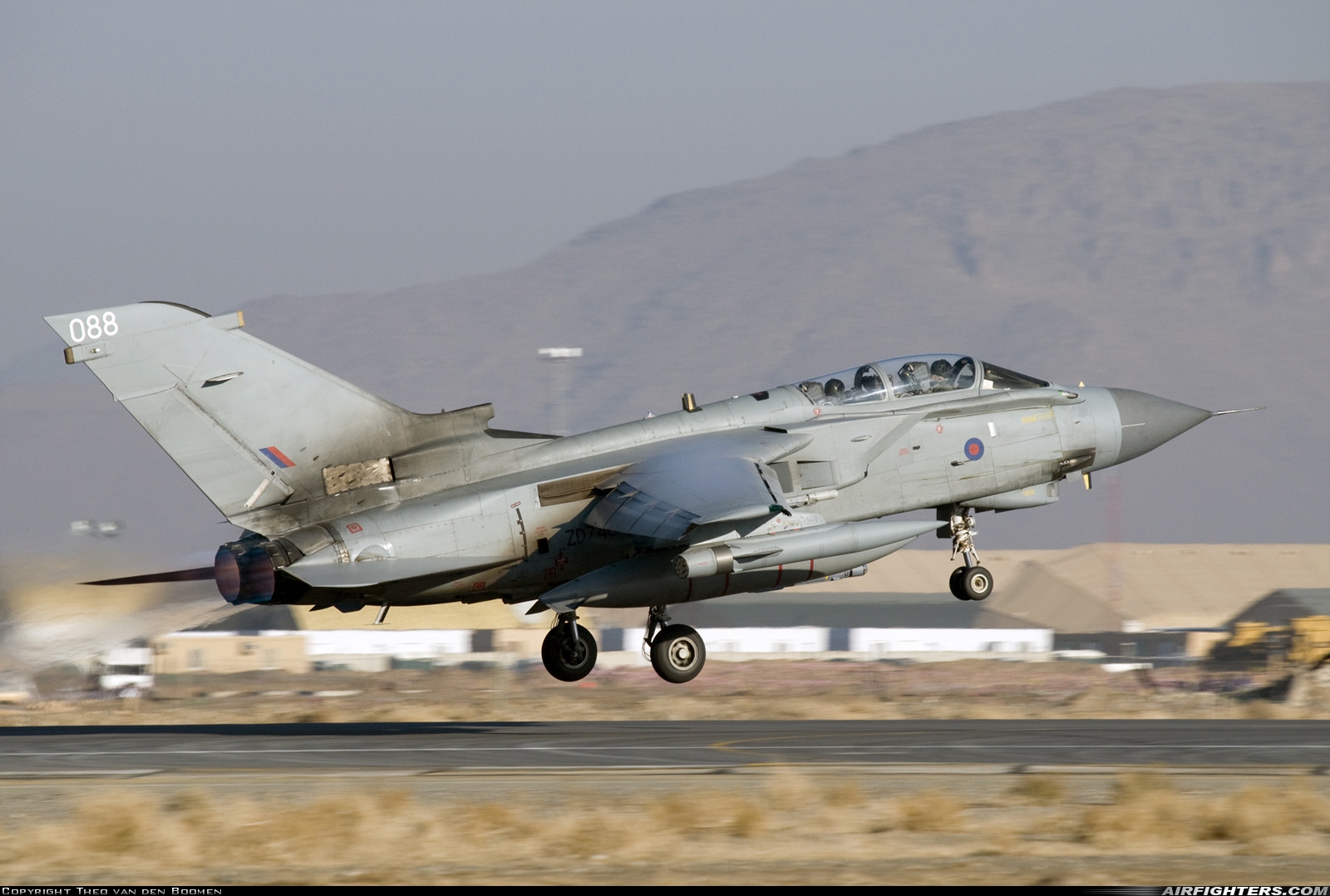 UK - Air Force Panavia Tornado GR4 ZD740 at Kandahar (KDH / OAKN), Afghanistan