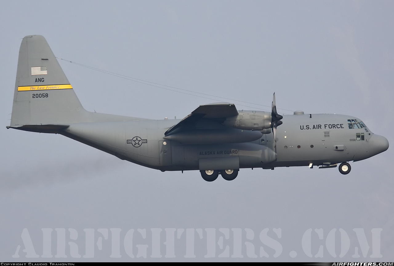 USA - Air Force Lockheed C-130H-30 Hercules (L-382) 82-0058 at Aviano (- Pagliano e Gori) (AVB / LIPA), Italy