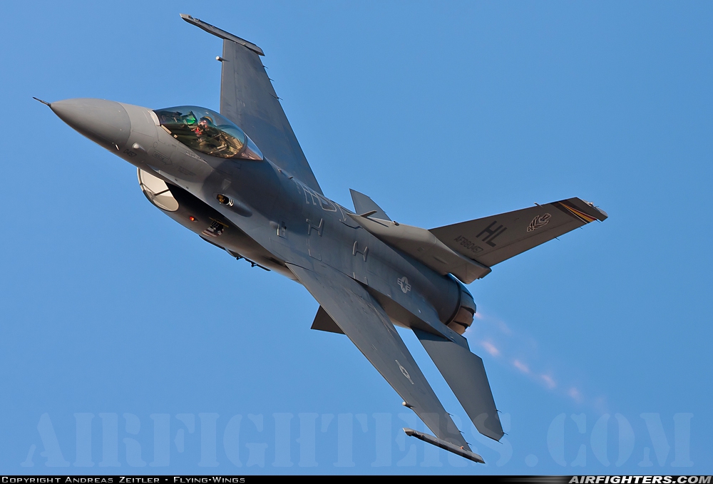 USA - Air Force General Dynamics F-16C Fighting Falcon 88-0457 at Alamogordo - Holloman AFB (HMN / KHMN), USA