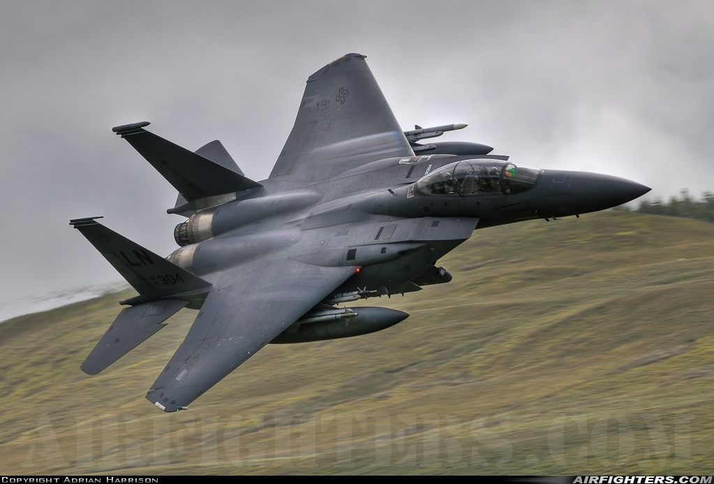 USA - Air Force McDonnell Douglas F-15E Strike Eagle 91-0304 at Off-Airport - Machynlleth Loop Area, UK