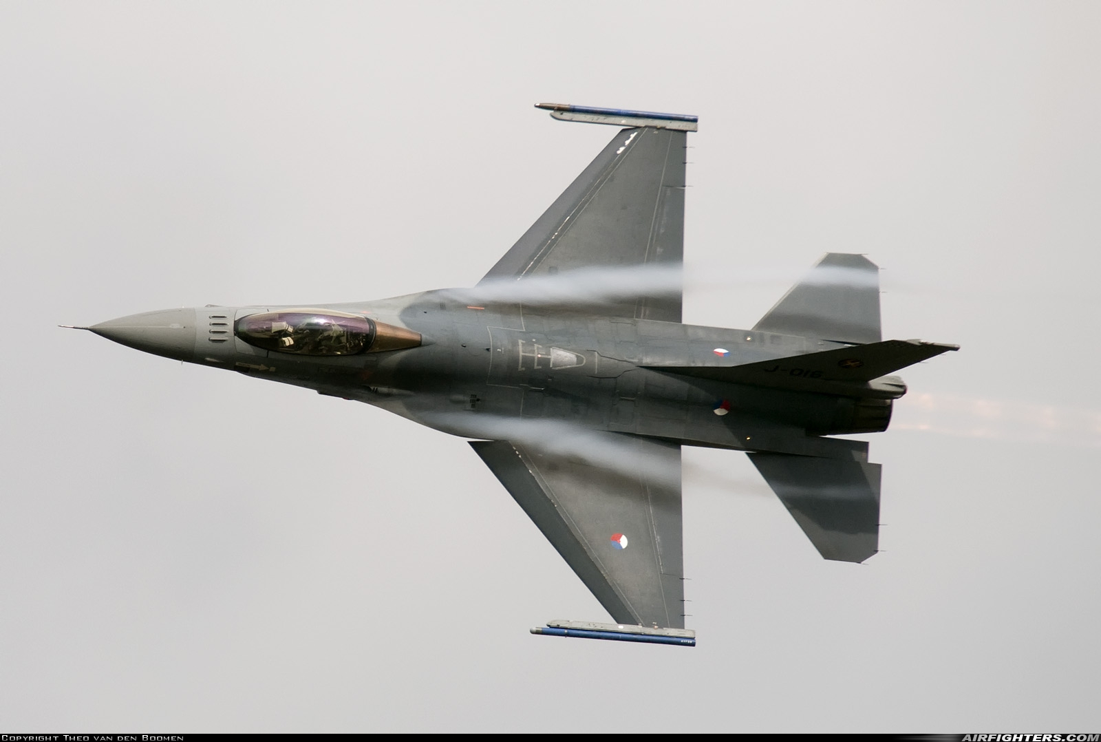 Netherlands - Air Force General Dynamics F-16AM Fighting Falcon J-016 at Uden - Volkel (UDE / EHVK), Netherlands