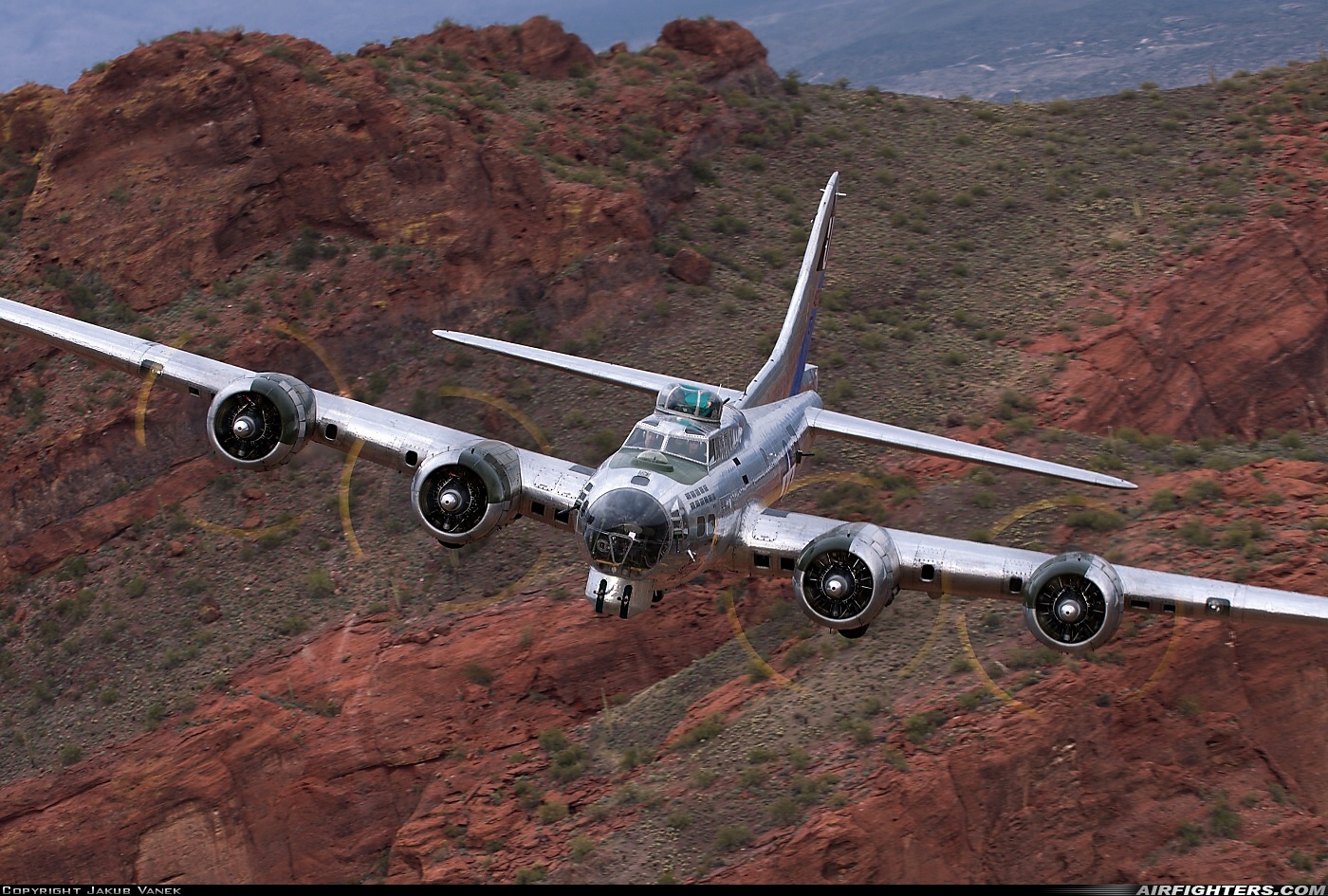 Private Boeing B-17G Flying Fortress (299P) N9323Z at In Flight, USA