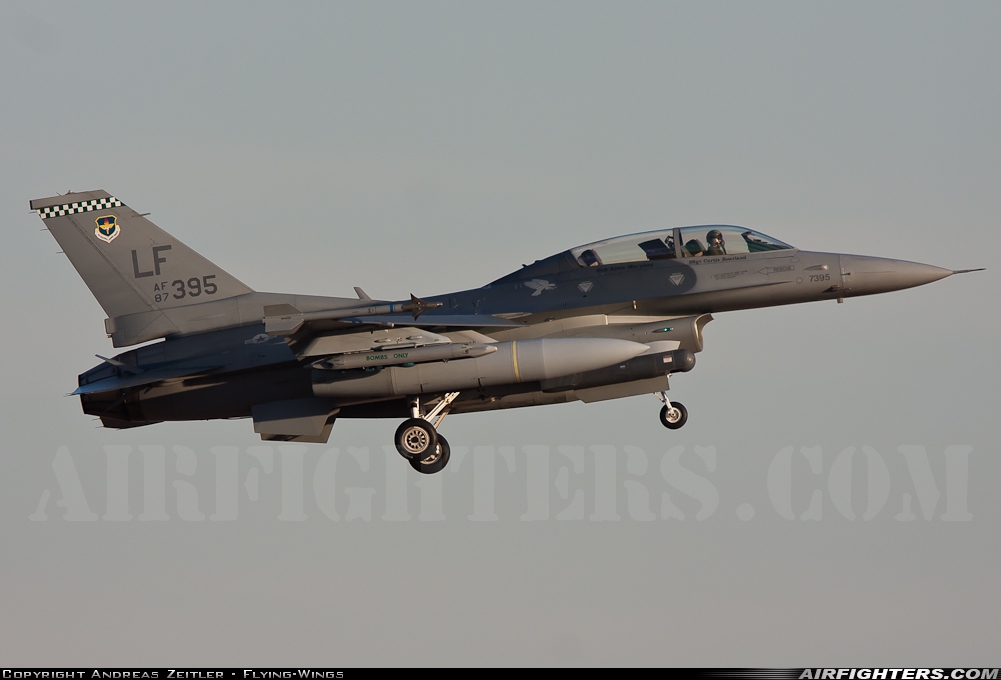 USA - Air Force General Dynamics F-16D Fighting Falcon 87-0395 at Glendale (Phoenix) - Luke AFB (LUF / KLUF), USA