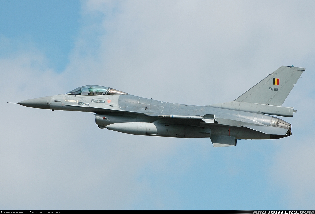 Belgium - Air Force General Dynamics F-16AM Fighting Falcon FA-118 at Kleine Brogel (EBBL), Belgium
